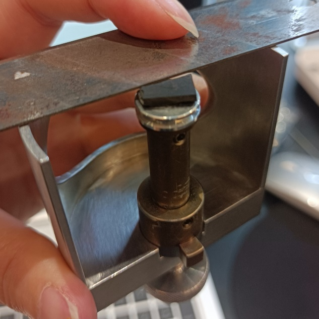 氬離子拋光機(jī)操作流程簡(jiǎn)介